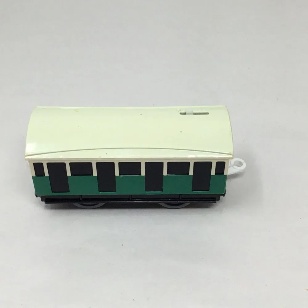 Thomas & Friends Trackmaster Might Mac Freddy Tomy Motorized Coach 2005 Works